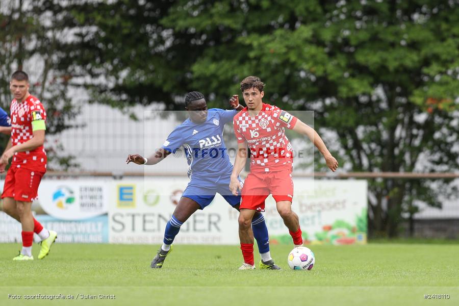 sport, action, Sportgelände Strietwald, SVA, SV Viktoria Aschaffenburg, Regionalliga Südwest, Regionalliga Bayern, Landesfreundschaftsspiele, Fussball, FSV, BFV, Aschaffenburg, 1. FSV Mainz 05 U23, 06.07.2024 - Bild-ID: 2418110