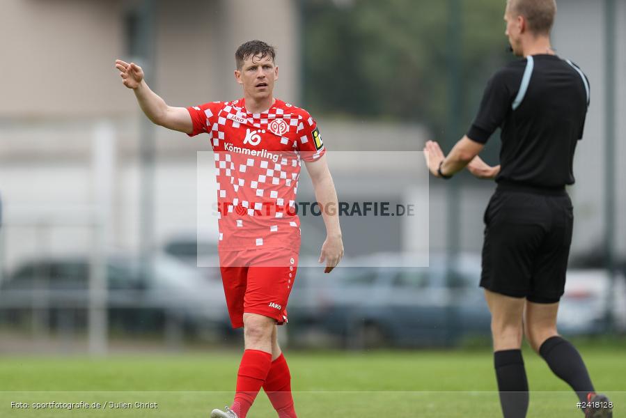 sport, action, Sportgelände Strietwald, SVA, SV Viktoria Aschaffenburg, Regionalliga Südwest, Regionalliga Bayern, Landesfreundschaftsspiele, Fussball, FSV, BFV, Aschaffenburg, 1. FSV Mainz 05 U23, 06.07.2024 - Bild-ID: 2418128 sport, action, Sportgelände Strietwald, SVA, SV Viktoria Aschaffenburg, Regionalliga Südwest, Regionalliga Bayern, Landesfreundschaftsspiele, Fussball, FSV, BFV, Aschaffenburg, 1. FSV Mainz 05 U23, 06.07.2024 - Bild-ID: 2418128