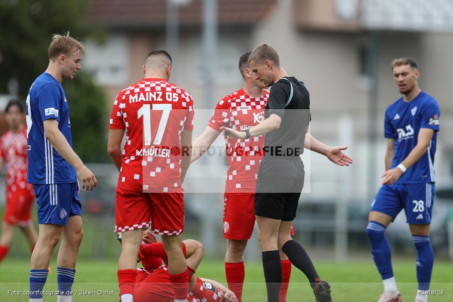 sport, action, Sportgelände Strietwald, SVA, SV Viktoria Aschaffenburg, Regionalliga Südwest, Regionalliga Bayern, Landesfreundschaftsspiele, Fussball, FSV, BFV, Aschaffenburg, 1. FSV Mainz 05 U23, 06.07.2024 - Bild-ID: 2418129 sport, action, Sportgelände Strietwald, SVA, SV Viktoria Aschaffenburg, Regionalliga Südwest, Regionalliga Bayern, Landesfreundschaftsspiele, Fussball, FSV, BFV, Aschaffenburg, 1. FSV Mainz 05 U23, 06.07.2024 - Bild-ID: 2418129