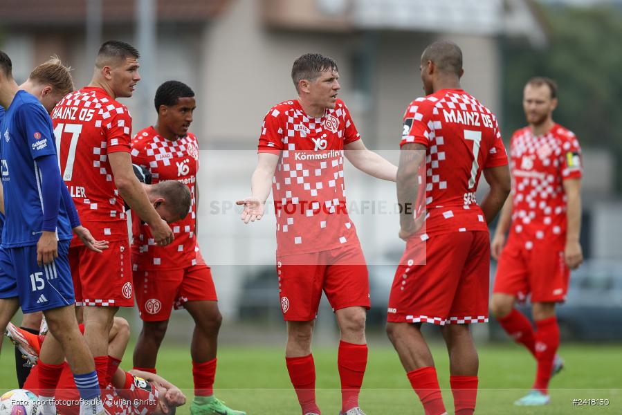 sport, action, Sportgelände Strietwald, SVA, SV Viktoria Aschaffenburg, Regionalliga Südwest, Regionalliga Bayern, Landesfreundschaftsspiele, Fussball, FSV, BFV, Aschaffenburg, 1. FSV Mainz 05 U23, 06.07.2024 - Bild-ID: 2418130 sport, action, Sportgelände Strietwald, SVA, SV Viktoria Aschaffenburg, Regionalliga Südwest, Regionalliga Bayern, Landesfreundschaftsspiele, Fussball, FSV, BFV, Aschaffenburg, 1. FSV Mainz 05 U23, 06.07.2024 - Bild-ID: 2418130