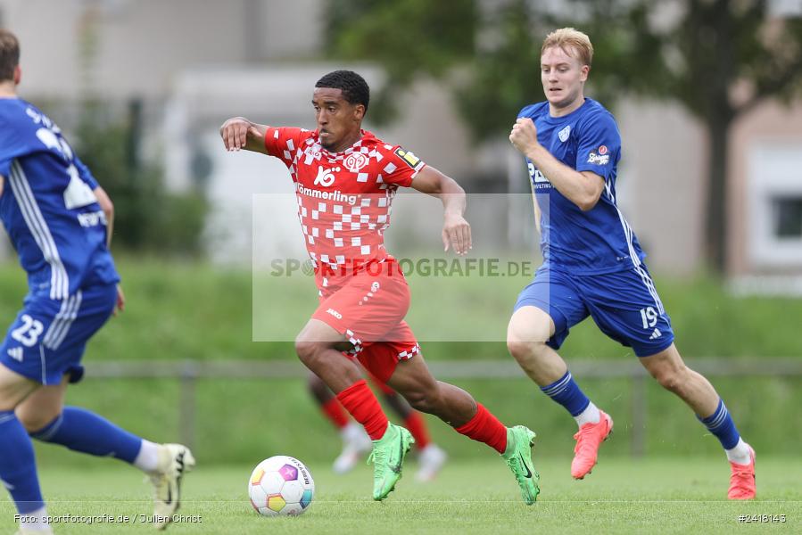 sport, action, Sportgelände Strietwald, SVA, SV Viktoria Aschaffenburg, Regionalliga Südwest, Regionalliga Bayern, Landesfreundschaftsspiele, Fussball, FSV, BFV, Aschaffenburg, 1. FSV Mainz 05 U23, 06.07.2024 - Bild-ID: 2418143