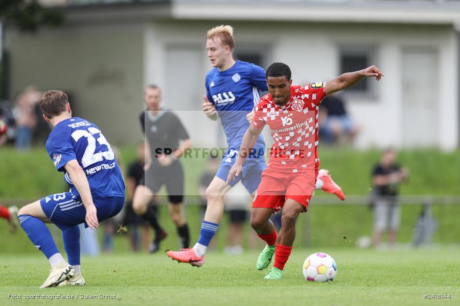 sport, action, Sportgelände Strietwald, SVA, SV Viktoria Aschaffenburg, Regionalliga Südwest, Regionalliga Bayern, Landesfreundschaftsspiele, Fussball, FSV, BFV, Aschaffenburg, 1. FSV Mainz 05 U23, 06.07.2024 - Bild-ID: 2418144