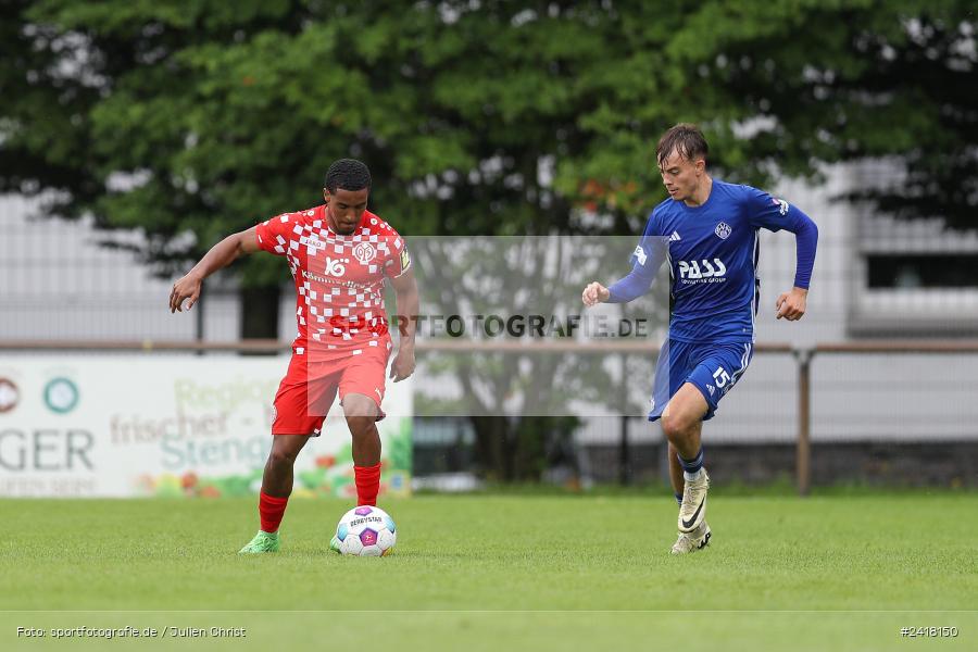 sport, action, Sportgelände Strietwald, SVA, SV Viktoria Aschaffenburg, Regionalliga Südwest, Regionalliga Bayern, Landesfreundschaftsspiele, Fussball, FSV, BFV, Aschaffenburg, 1. FSV Mainz 05 U23, 06.07.2024 - Bild-ID: 2418150