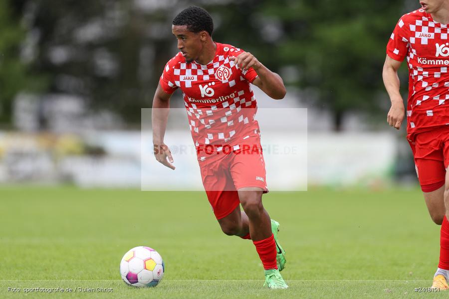 sport, action, Sportgelände Strietwald, SVA, SV Viktoria Aschaffenburg, Regionalliga Südwest, Regionalliga Bayern, Landesfreundschaftsspiele, Fussball, FSV, BFV, Aschaffenburg, 1. FSV Mainz 05 U23, 06.07.2024 - Bild-ID: 2418151
