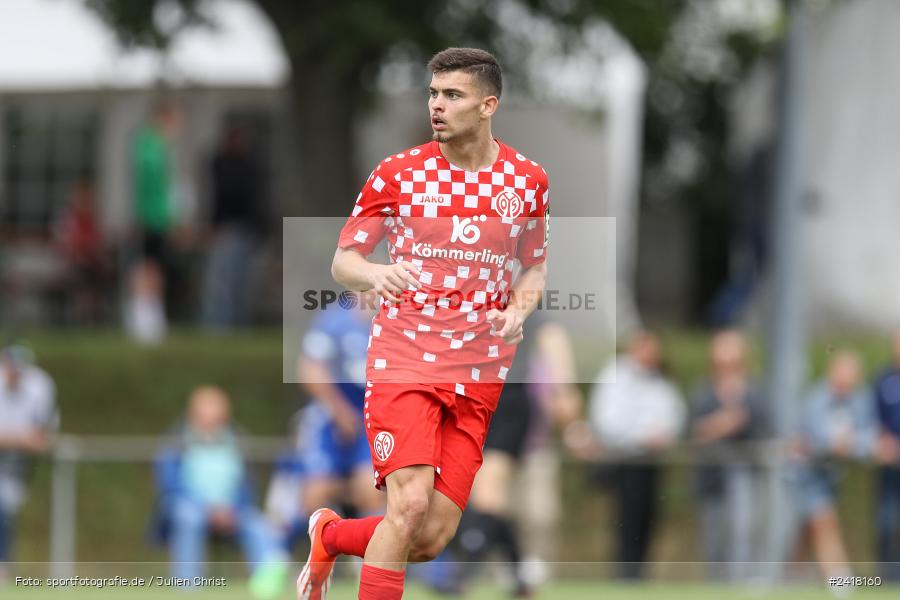 sport, action, Sportgelände Strietwald, SVA, SV Viktoria Aschaffenburg, Regionalliga Südwest, Regionalliga Bayern, Landesfreundschaftsspiele, Fussball, FSV, BFV, Aschaffenburg, 1. FSV Mainz 05 U23, 06.07.2024 - Bild-ID: 2418160