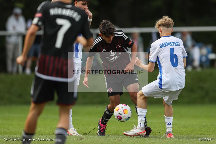 sport, action, U17, Sportgelände, SV Darmstadt 98, Landesfreundschaftsspiele, Junioren Bundesliga, Fussball, DFB, Altfeld, 1. FC Nürnberg, 07.07.2024 - Bild-ID: 2418389