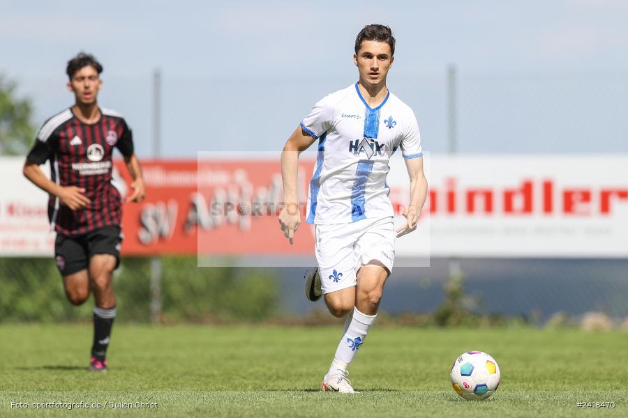 sport, action, U17, Sportgelände, SV Darmstadt 98, Landesfreundschaftsspiele, Junioren Bundesliga, Fussball, DFB, Altfeld, 1. FC Nürnberg, 07.07.2024 - Bild-ID: 2418470 sport, action, U17, Sportgelände, SV Darmstadt 98, Landesfreundschaftsspiele, Junioren Bundesliga, Fussball, DFB, Altfeld, 1. FC Nürnberg, 07.07.2024 - Bild-ID: 2418470