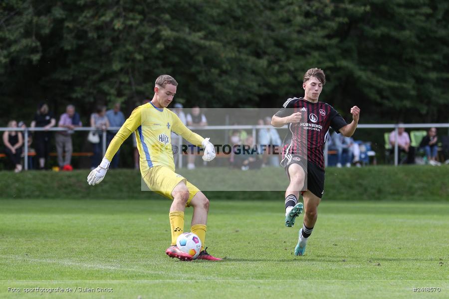 sport, action, U17, Sportgelände, SV Darmstadt 98, Landesfreundschaftsspiele, Junioren Bundesliga, Fussball, DFB, Altfeld, 1. FC Nürnberg, 07.07.2024 - Bild-ID: 2418570