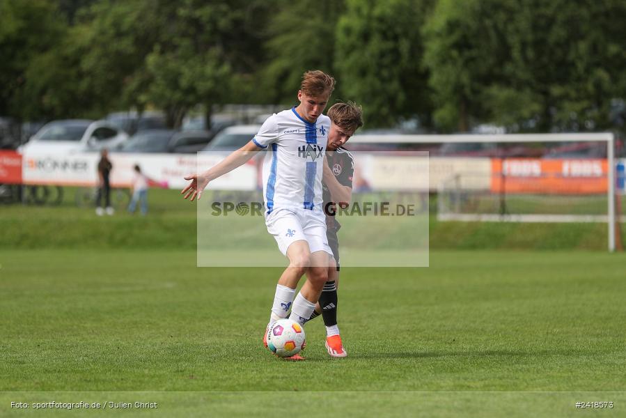 sport, action, U17, Sportgelände, SV Darmstadt 98, Landesfreundschaftsspiele, Junioren Bundesliga, Fussball, DFB, Altfeld, 1. FC Nürnberg, 07.07.2024 - Bild-ID: 2418573