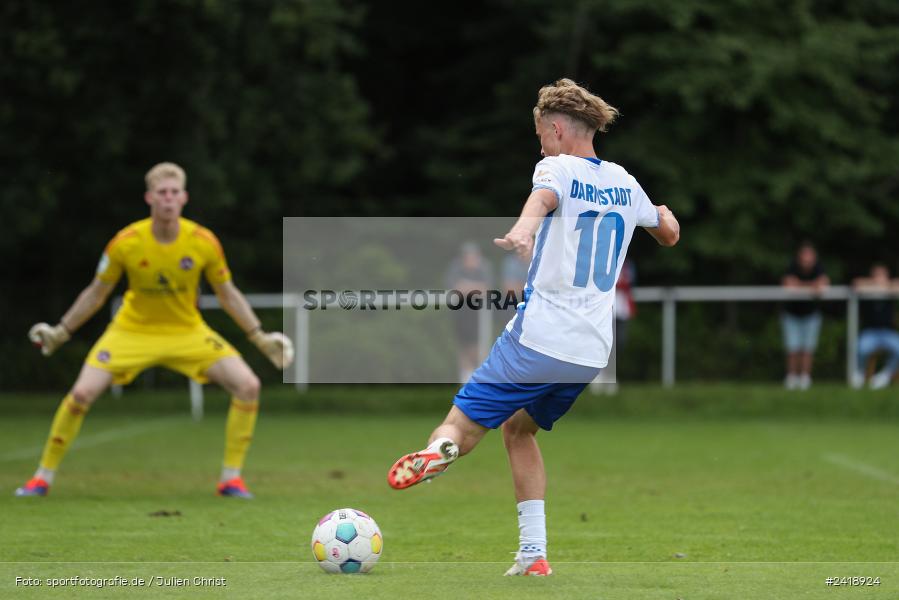 sport, action, U19, Sportgelände, SV Darmstadt 98, Landesfreundschaftsspiele, Junioren Bundesliga, Fussball, DFB, Altfeld, 1. FC Nürnberg, 08.07.2024 - Bild-ID: 2418924