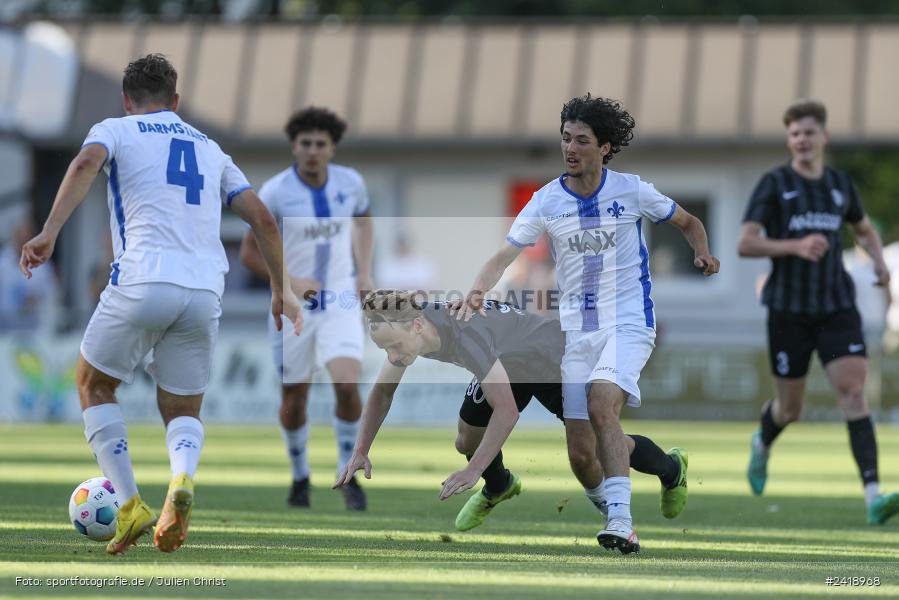 sport, action, TSV Karlburg, TSV, Sportgelände, SVD, SV Darmstadt 98 (U21), Landesfreundschaftsspiele, Karlburg, Hessenliga, HFV, Fussball, D98, Bayernliga Nord, BFV, 10.07.2024 - Bild-ID: 2418968