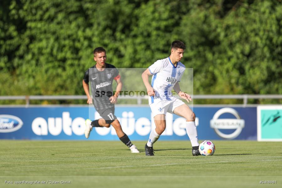 sport, action, TSV Karlburg, TSV, Sportgelände, SVD, SV Darmstadt 98 (U21), Landesfreundschaftsspiele, Karlburg, Hessenliga, HFV, Fussball, D98, Bayernliga Nord, BFV, 10.07.2024 - Bild-ID: 2418981