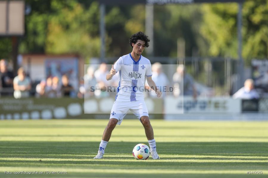 sport, action, TSV Karlburg, TSV, Sportgelände, SVD, SV Darmstadt 98 (U21), Landesfreundschaftsspiele, Karlburg, Hessenliga, HFV, Fussball, D98, Bayernliga Nord, BFV, 10.07.2024 - Bild-ID: 2419010