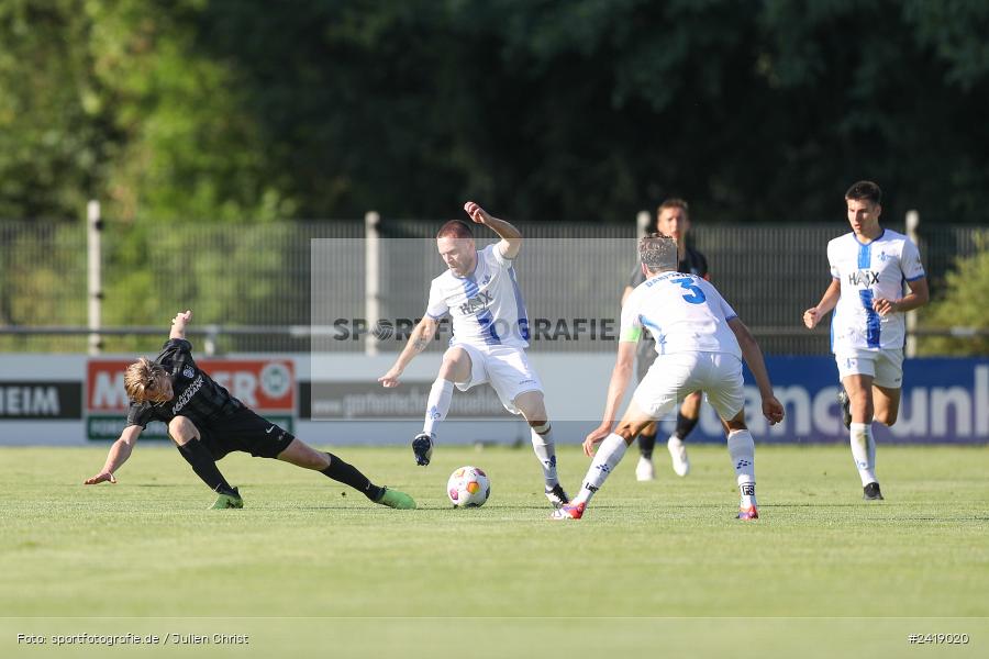 sport, action, TSV Karlburg, TSV, Sportgelände, SVD, SV Darmstadt 98 (U21), Landesfreundschaftsspiele, Karlburg, Hessenliga, HFV, Fussball, D98, Bayernliga Nord, BFV, 10.07.2024 - Bild-ID: 2419020