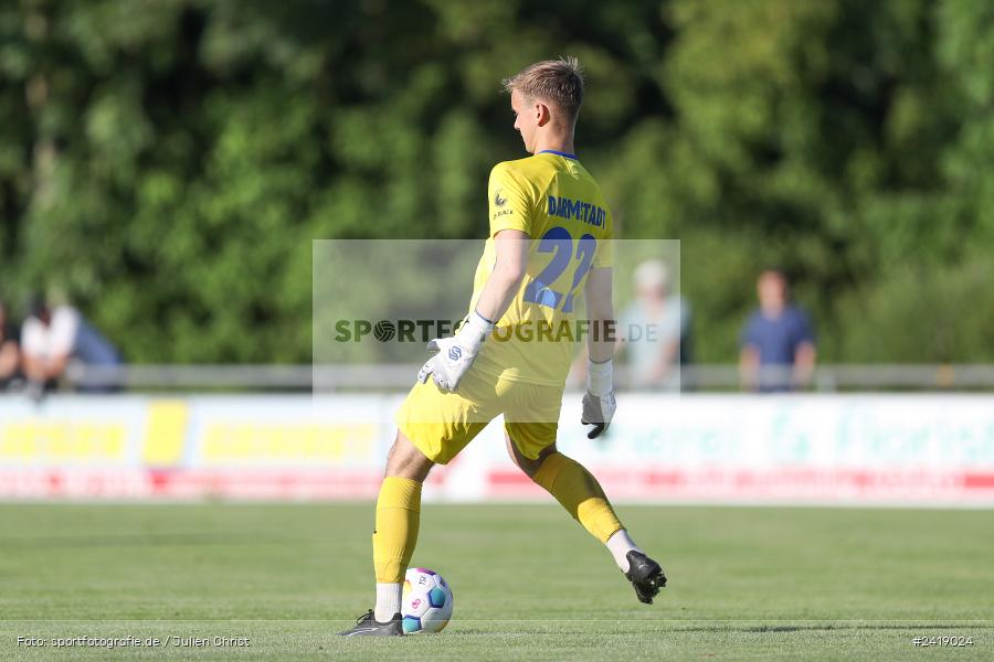 sport, action, TSV Karlburg, TSV, Sportgelände, SVD, SV Darmstadt 98 (U21), Landesfreundschaftsspiele, Karlburg, Hessenliga, HFV, Fussball, D98, Bayernliga Nord, BFV, 10.07.2024 - Bild-ID: 2419024