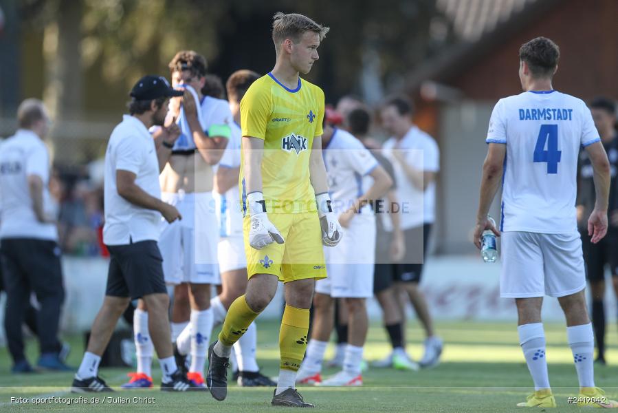 sport, action, TSV Karlburg, TSV, Sportgelände, SVD, SV Darmstadt 98 (U21), Landesfreundschaftsspiele, Karlburg, Hessenliga, HFV, Fussball, D98, Bayernliga Nord, BFV, 10.07.2024 - Bild-ID: 2419042 sport, action, TSV Karlburg, TSV, Sportgelände, SVD, SV Darmstadt 98 (U21), Landesfreundschaftsspiele, Karlburg, Hessenliga, HFV, Fussball, D98, Bayernliga Nord, BFV, 10.07.2024 - Bild-ID: 2419042