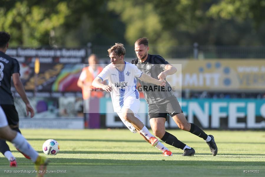 sport, action, TSV Karlburg, TSV, Sportgelände, SVD, SV Darmstadt 98 (U21), Landesfreundschaftsspiele, Karlburg, Hessenliga, HFV, Fussball, D98, Bayernliga Nord, BFV, 10.07.2024 - Bild-ID: 2419052