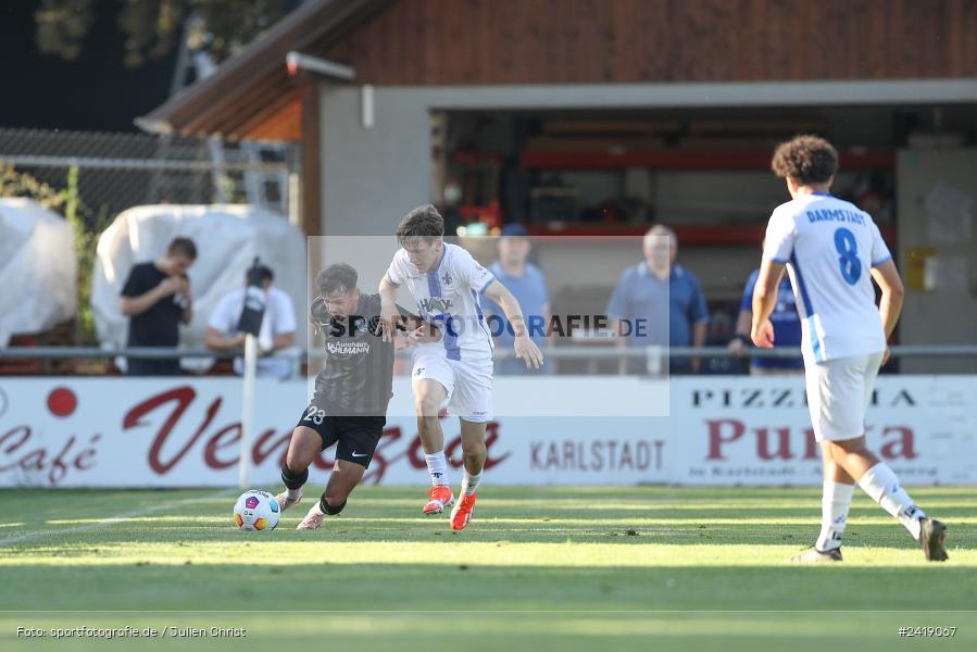 sport, action, TSV Karlburg, TSV, Sportgelände, SVD, SV Darmstadt 98 (U21), Landesfreundschaftsspiele, Karlburg, Hessenliga, HFV, Fussball, D98, Bayernliga Nord, BFV, 10.07.2024 - Bild-ID: 2419067 sport, action, TSV Karlburg, TSV, Sportgelände, SVD, SV Darmstadt 98 (U21), Landesfreundschaftsspiele, Karlburg, Hessenliga, HFV, Fussball, D98, Bayernliga Nord, BFV, 10.07.2024 - Bild-ID: 2419067