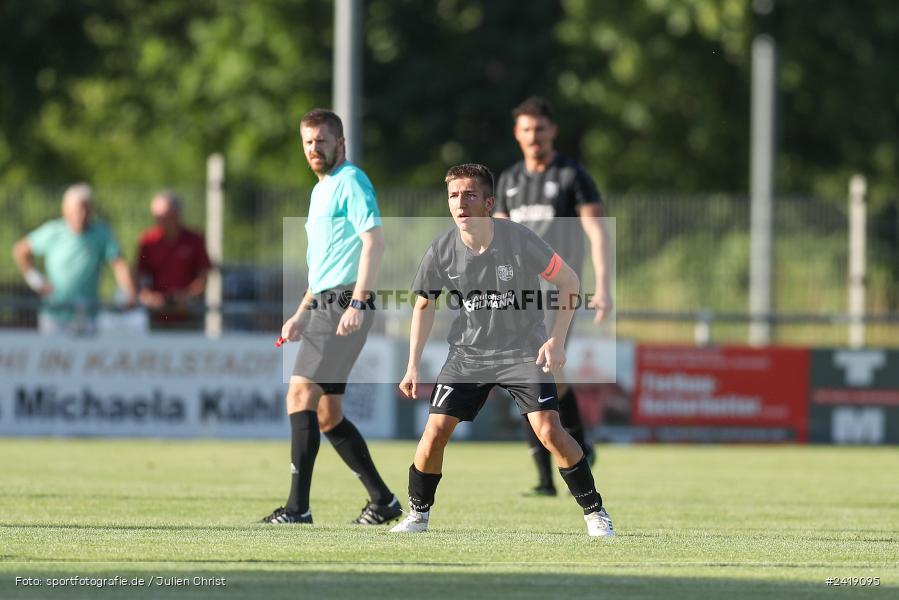 sport, action, TSV Karlburg, TSV, Sportgelände, SVD, SV Darmstadt 98 (U21), Landesfreundschaftsspiele, Karlburg, Hessenliga, HFV, Fussball, D98, Bayernliga Nord, BFV, 10.07.2024 - Bild-ID: 2419095