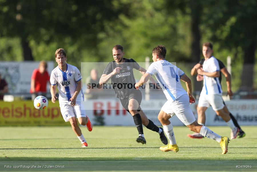 sport, action, TSV Karlburg, TSV, Sportgelände, SVD, SV Darmstadt 98 (U21), Landesfreundschaftsspiele, Karlburg, Hessenliga, HFV, Fussball, D98, Bayernliga Nord, BFV, 10.07.2024 - Bild-ID: 2419096 sport, action, TSV Karlburg, TSV, Sportgelände, SVD, SV Darmstadt 98 (U21), Landesfreundschaftsspiele, Karlburg, Hessenliga, HFV, Fussball, D98, Bayernliga Nord, BFV, 10.07.2024 - Bild-ID: 2419096