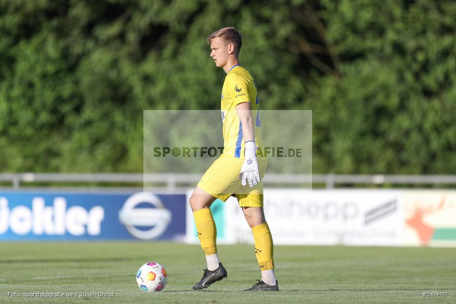 sport, action, TSV Karlburg, TSV, Sportgelände, SVD, SV Darmstadt 98 (U21), Landesfreundschaftsspiele, Karlburg, Hessenliga, HFV, Fussball, D98, Bayernliga Nord, BFV, 10.07.2024 - Bild-ID: 2419111