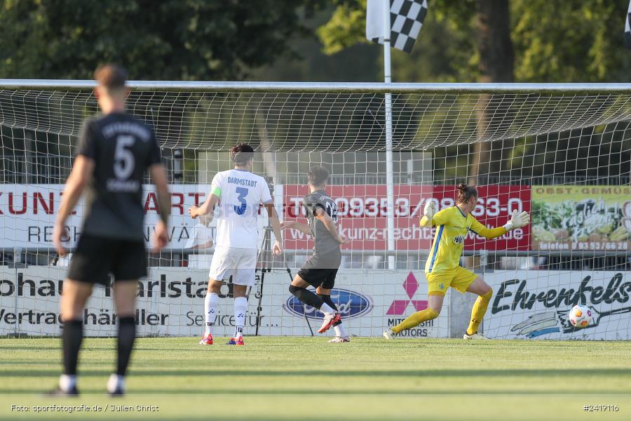 sport, action, TSV Karlburg, TSV, Sportgelände, SVD, SV Darmstadt 98 (U21), Landesfreundschaftsspiele, Karlburg, Hessenliga, HFV, Fussball, D98, Bayernliga Nord, BFV, 10.07.2024 - Bild-ID: 2419116