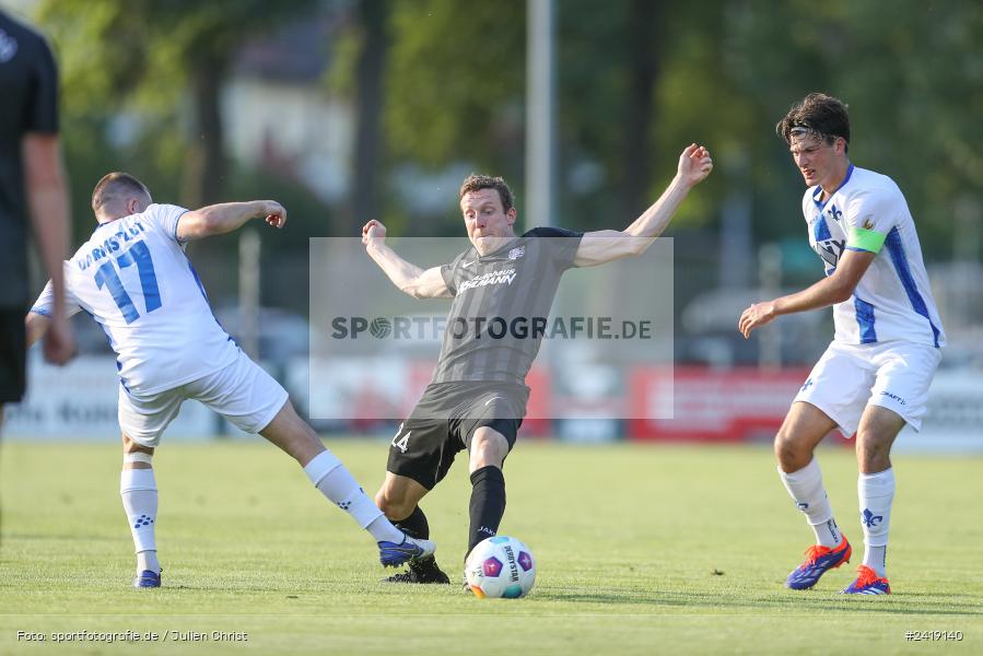 sport, action, TSV Karlburg, TSV, Sportgelände, SVD, SV Darmstadt 98 (U21), Landesfreundschaftsspiele, Karlburg, Hessenliga, HFV, Fussball, D98, Bayernliga Nord, BFV, 10.07.2024 - Bild-ID: 2419140