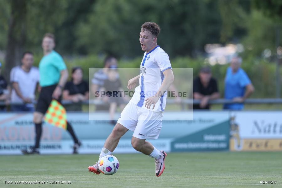 sport, action, TSV Karlburg, TSV, Sportgelände, SVD, SV Darmstadt 98 (U21), Landesfreundschaftsspiele, Karlburg, Hessenliga, HFV, Fussball, D98, Bayernliga Nord, BFV, 10.07.2024 - Bild-ID: 2419217