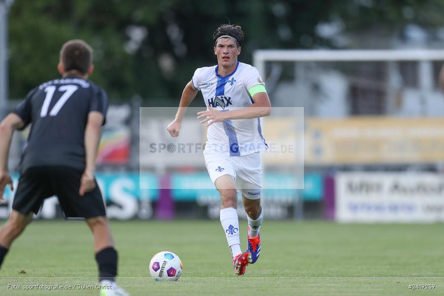 sport, action, TSV Karlburg, TSV, Sportgelände, SVD, SV Darmstadt 98 (U21), Landesfreundschaftsspiele, Karlburg, Hessenliga, HFV, Fussball, D98, Bayernliga Nord, BFV, 10.07.2024 - Bild-ID: 2419239