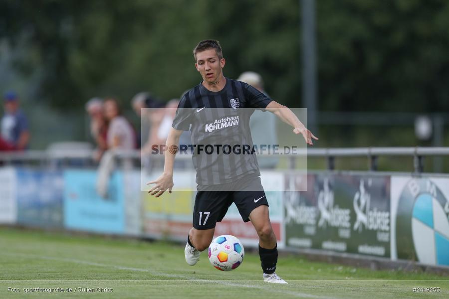 sport, action, TSV Karlburg, TSV, Sportgelände, SVD, SV Darmstadt 98 (U21), Landesfreundschaftsspiele, Karlburg, Hessenliga, HFV, Fussball, D98, Bayernliga Nord, BFV, 10.07.2024 - Bild-ID: 2419253