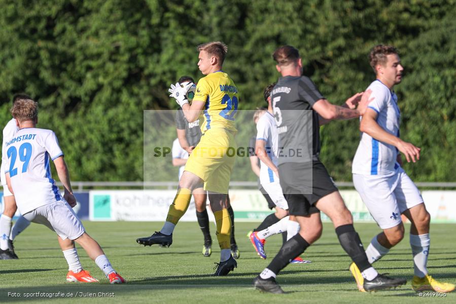 sport, action, TSV Karlburg, TSV, Sportgelände, SVD, SV Darmstadt 98 (U21), Landesfreundschaftsspiele, Karlburg, Hessenliga, HFV, Fussball, D98, Bayernliga Nord, BFV, 11.07.2024 - Bild-ID: 2419306 sport, action, TSV Karlburg, TSV, Sportgelände, SVD, SV Darmstadt 98 (U21), Landesfreundschaftsspiele, Karlburg, Hessenliga, HFV, Fussball, D98, Bayernliga Nord, BFV, 11.07.2024 - Bild-ID: 2419306