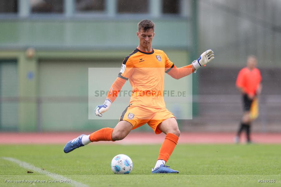 sport, action, Sportgeläde, Regionalliga Südwest, Hessenliga, HFV, Fussball, FSV Frankfurt, FSV, FCB, FC Bayern Alzenau, Alzenau, 13.07.2024 - Bild-ID: 2419355