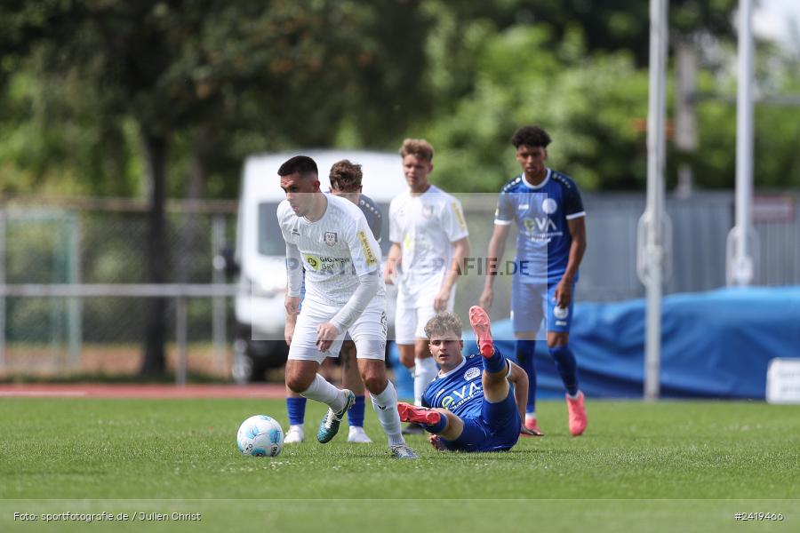 sport, action, Sportgeläde, Regionalliga Südwest, Hessenliga, HFV, Fussball, FSV Frankfurt, FSV, FCB, FC Bayern Alzenau, Alzenau, 13.07.2024 - Bild-ID: 2419466