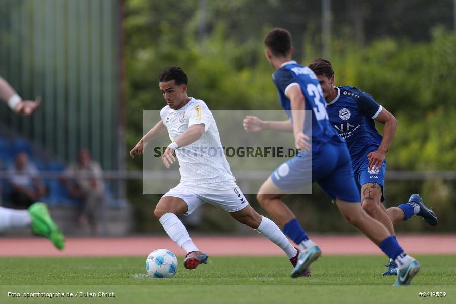 sport, action, Sportgeläde, Regionalliga Südwest, Hessenliga, HFV, Fussball, FSV Frankfurt, FSV, FCB, FC Bayern Alzenau, Alzenau, 13.07.2024 - Bild-ID: 2419539 sport, action, Sportgeläde, Regionalliga Südwest, Hessenliga, HFV, Fussball, FSV Frankfurt, FSV, FCB, FC Bayern Alzenau, Alzenau, 13.07.2024 - Bild-ID: 2419539