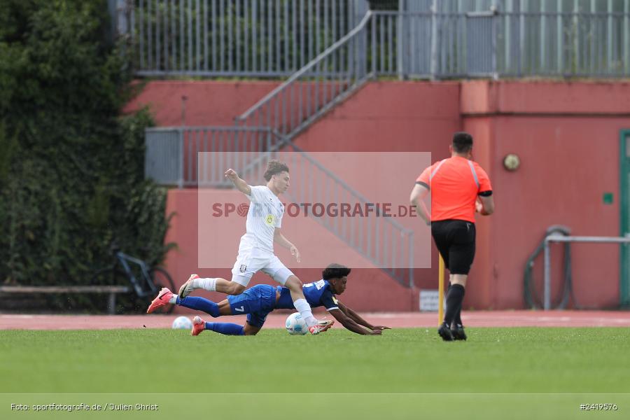 sport, action, Sportgeläde, Regionalliga Südwest, Hessenliga, HFV, Fussball, FSV Frankfurt, FSV, FCB, FC Bayern Alzenau, Alzenau, 13.07.2024 - Bild-ID: 2419576 sport, action, Sportgeläde, Regionalliga Südwest, Hessenliga, HFV, Fussball, FSV Frankfurt, FSV, FCB, FC Bayern Alzenau, Alzenau, 13.07.2024 - Bild-ID: 2419576