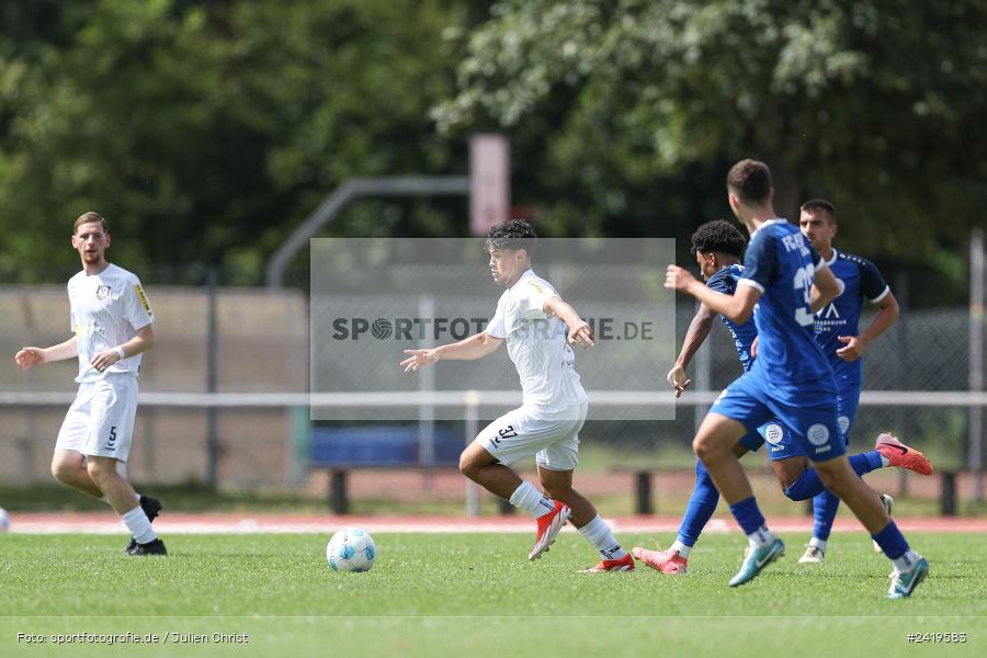 sport, action, Sportgeläde, Regionalliga Südwest, Hessenliga, HFV, Fussball, FSV Frankfurt, FSV, FCB, FC Bayern Alzenau, Alzenau, 13.07.2024 - Bild-ID: 2419583 sport, action, Sportgeläde, Regionalliga Südwest, Hessenliga, HFV, Fussball, FSV Frankfurt, FSV, FCB, FC Bayern Alzenau, Alzenau, 13.07.2024 - Bild-ID: 2419583