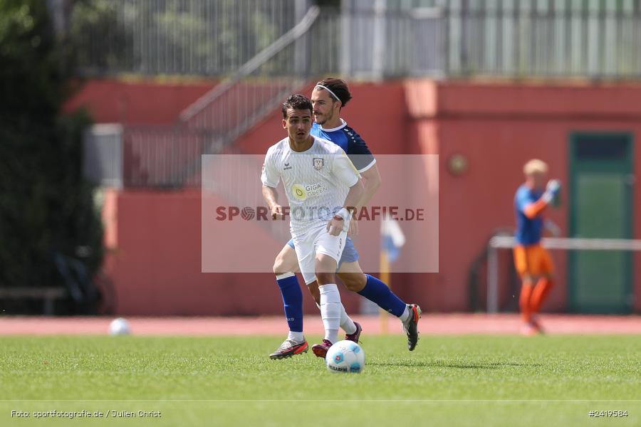 sport, action, Sportgeläde, Regionalliga Südwest, Hessenliga, HFV, Fussball, FSV Frankfurt, FSV, FCB, FC Bayern Alzenau, Alzenau, 13.07.2024 - Bild-ID: 2419584 sport, action, Sportgeläde, Regionalliga Südwest, Hessenliga, HFV, Fussball, FSV Frankfurt, FSV, FCB, FC Bayern Alzenau, Alzenau, 13.07.2024 - Bild-ID: 2419584