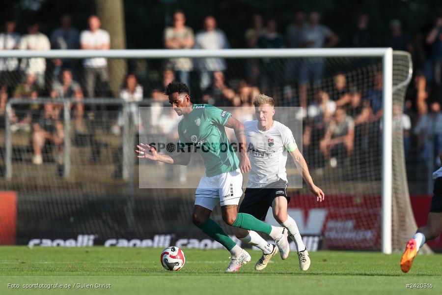 Willy-Sachs-Stadion, Schweinfurt, 19.07.2024, sport, action, Fussball, BFV, Regionalliga Bayern, 1. Spieltag, TSV, FCS, TSV Aubstadt, 1. FC Schweinfurt 1905 - Bild-ID: 2420316