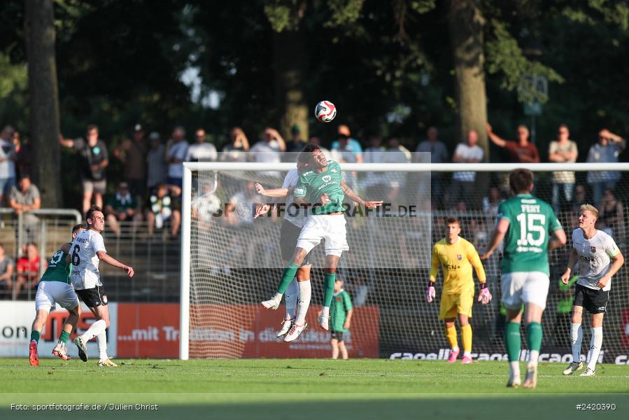 Willy-Sachs-Stadion, Schweinfurt, 19.07.2024, sport, action, Fussball, BFV, Regionalliga Bayern, 1. Spieltag, TSV, FCS, TSV Aubstadt, 1. FC Schweinfurt 1905 - Bild-ID: 2420390