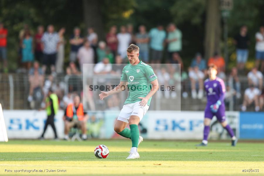 Willy-Sachs-Stadion, Schweinfurt, 19.07.2024, sport, action, Fussball, BFV, Regionalliga Bayern, 1. Spieltag, TSV, FCS, TSV Aubstadt, 1. FC Schweinfurt 1905 - Bild-ID: 2420433 Willy-Sachs-Stadion, Schweinfurt, 19.07.2024, sport, action, Fussball, BFV, Regionalliga Bayern, 1. Spieltag, TSV, FCS, TSV Aubstadt, 1. FC Schweinfurt 1905 - Bild-ID: 2420433