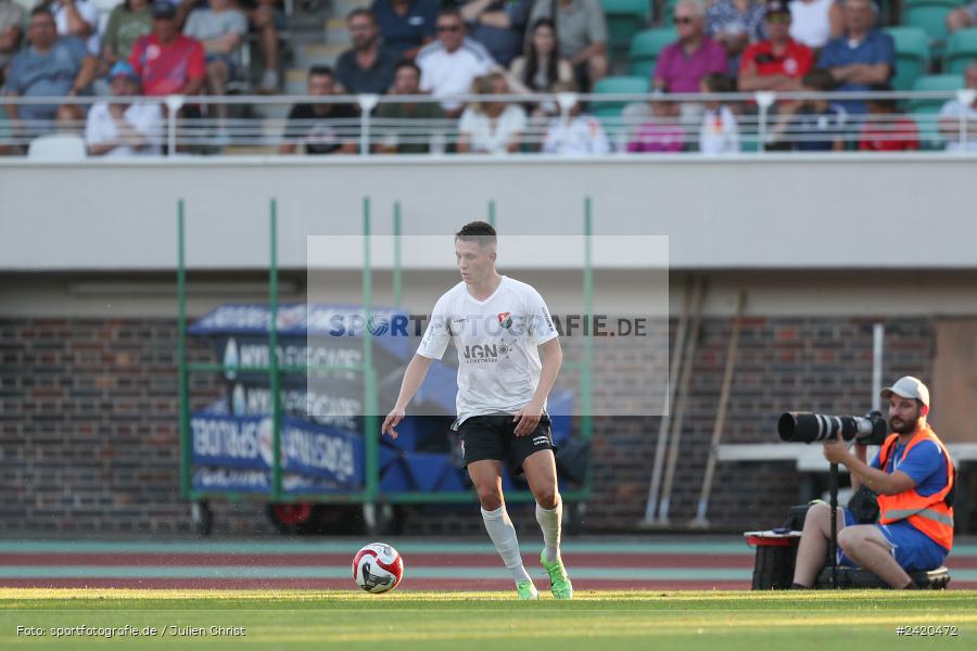 Willy-Sachs-Stadion, Schweinfurt, 19.07.2024, sport, action, Fussball, BFV, Regionalliga Bayern, 1. Spieltag, TSV, FCS, TSV Aubstadt, 1. FC Schweinfurt 1905 - Bild-ID: 2420472 Willy-Sachs-Stadion, Schweinfurt, 19.07.2024, sport, action, Fussball, BFV, Regionalliga Bayern, 1. Spieltag, TSV, FCS, TSV Aubstadt, 1. FC Schweinfurt 1905 - Bild-ID: 2420472