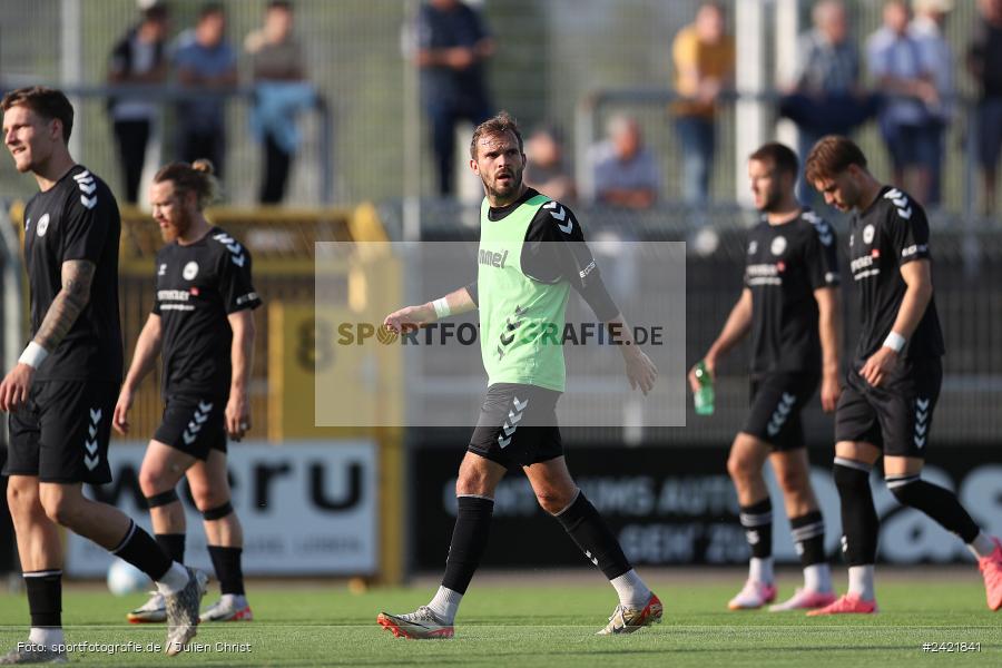 Stadion am Schönbusch, Aschaffenburg, 26.07.2024, sport, action, Fussball, BFV, 2. Spieltag, Regionalliga Bayern, SVW, SVA, SV Wacker Burghausen, SV Viktoria Aschaffenburg - Bild-ID: 2421841