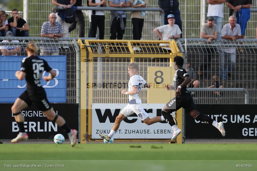 Stadion am Schönbusch, Aschaffenburg, 26.07.2024, sport, action, Fussball, BFV, 2. Spieltag, Regionalliga Bayern, SVW, SVA, SV Wacker Burghausen, SV Viktoria Aschaffenburg - Bild-ID: 2421933 Stadion am Schönbusch, Aschaffenburg, 26.07.2024, sport, action, Fussball, BFV, 2. Spieltag, Regionalliga Bayern, SVW, SVA, SV Wacker Burghausen, SV Viktoria Aschaffenburg - Bild-ID: 2421933