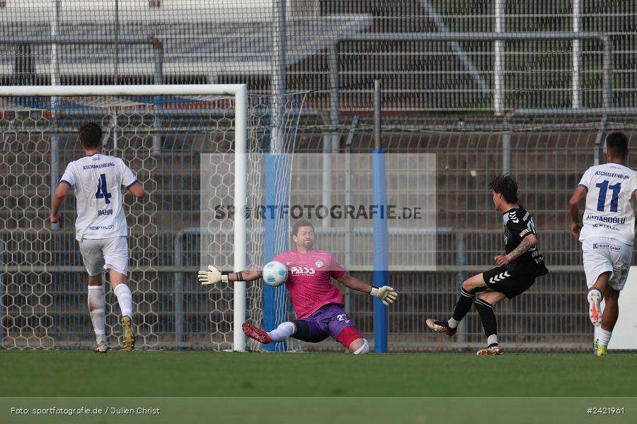 Stadion am Schönbusch, Aschaffenburg, 26.07.2024, sport, action, Fussball, BFV, 2. Spieltag, Regionalliga Bayern, SVW, SVA, SV Wacker Burghausen, SV Viktoria Aschaffenburg - Bild-ID: 2421961