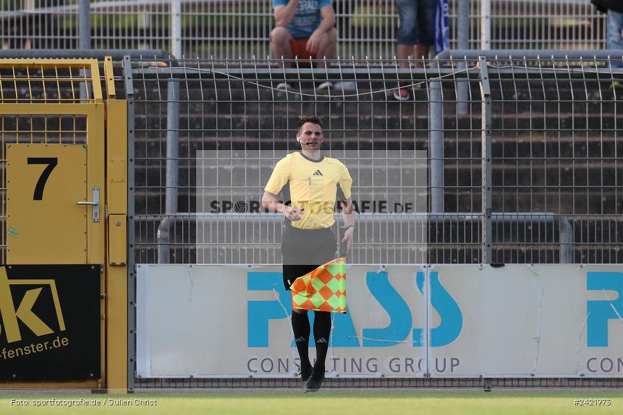 Stadion am Schönbusch, Aschaffenburg, 26.07.2024, sport, action, Fussball, BFV, 2. Spieltag, Regionalliga Bayern, SVW, SVA, SV Wacker Burghausen, SV Viktoria Aschaffenburg - Bild-ID: 2421973