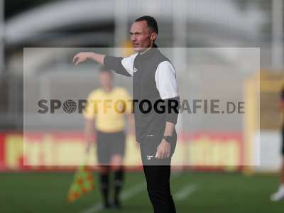 Fotos von SV Viktoria Aschaffenburg - SV Wacker Burghausen auf sportfotografie.de