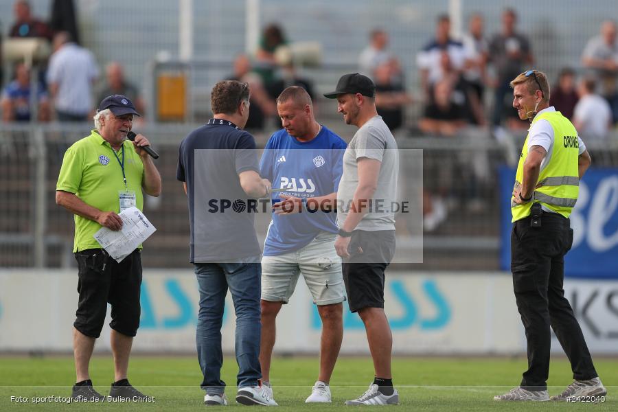 sport, action, Stadion am Schönbusch, SVW, SVA, SV Wacker Burghausen, SV Viktoria Aschaffenburg, Regionalliga Bayern, Fussball, BFV, Aschaffenburg, 26.07.2024, 2. Spieltag - Bild-ID: 2422040