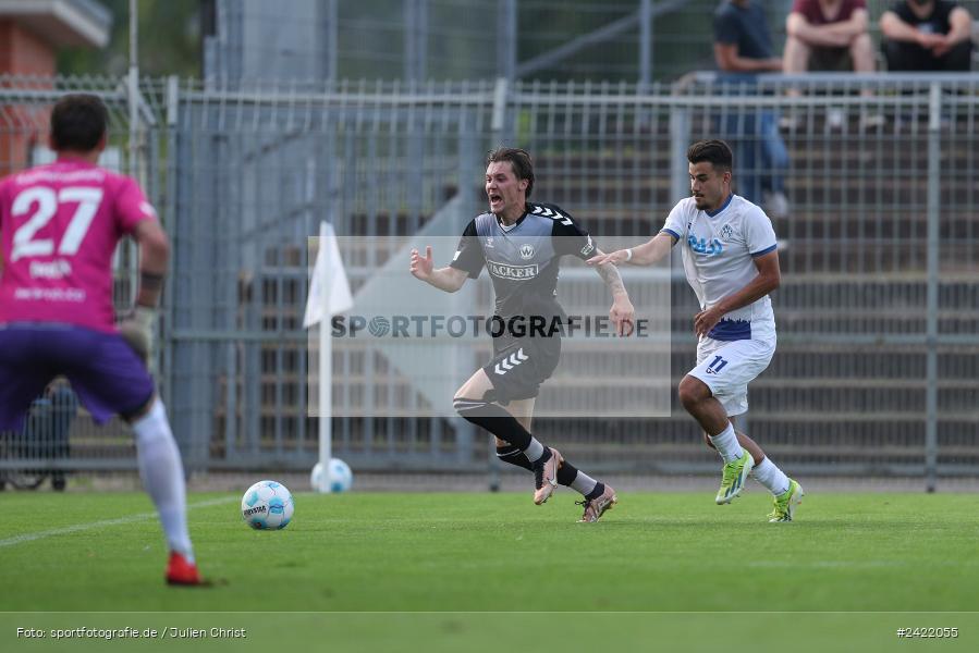 sport, action, Stadion am Schönbusch, SVW, SVA, SV Wacker Burghausen, SV Viktoria Aschaffenburg, Regionalliga Bayern, Fussball, BFV, Aschaffenburg, 26.07.2024, 2. Spieltag - Bild-ID: 2422055