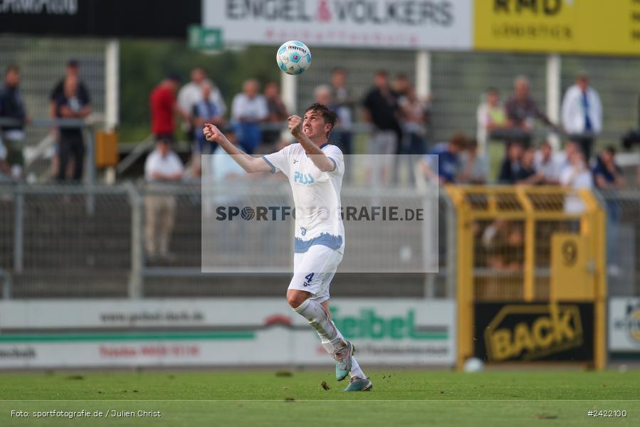 sport, action, Stadion am Schönbusch, SVW, SVA, SV Wacker Burghausen, SV Viktoria Aschaffenburg, Regionalliga Bayern, Fussball, BFV, Aschaffenburg, 26.07.2024, 2. Spieltag - Bild-ID: 2422100