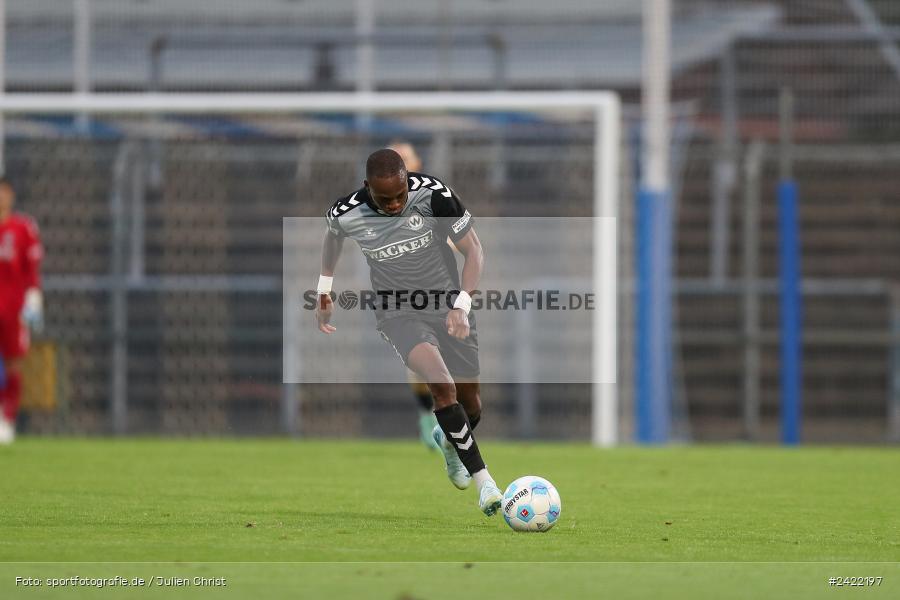 sport, action, Stadion am Schönbusch, SVW, SVA, SV Wacker Burghausen, SV Viktoria Aschaffenburg, Regionalliga Bayern, Fussball, BFV, Aschaffenburg, 26.07.2024, 2. Spieltag - Bild-ID: 2422197